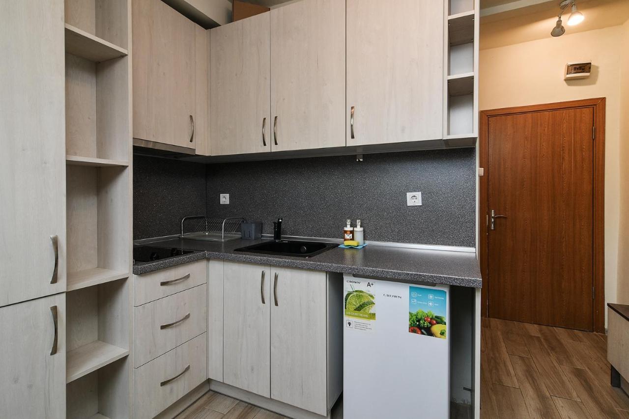 Small Studio On Budget In The Heart Of City Varna Exterior foto